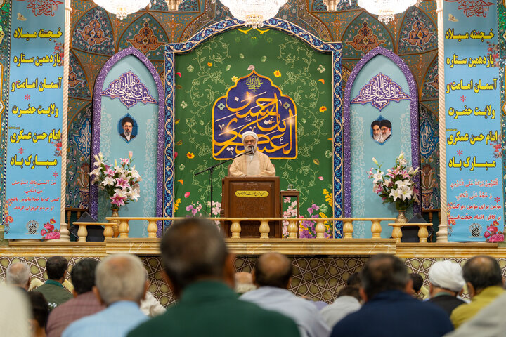 جشن شب میلاد امام عسکری(ع) در حرم بانوی کرامت