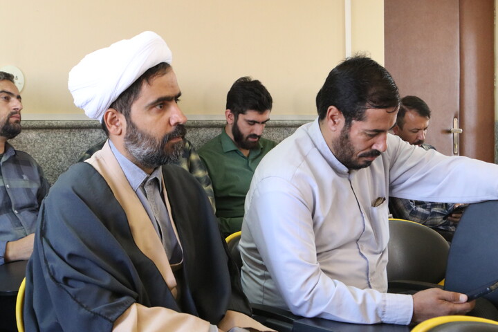 تصاویر/ جلسه توجیهی مبلغان امین حوزه علمیه همدان