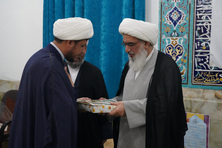 تصاویر/ آغاز سال تحصیلی مدرسه علمیه امام‌خمینی(ره) بوشهر