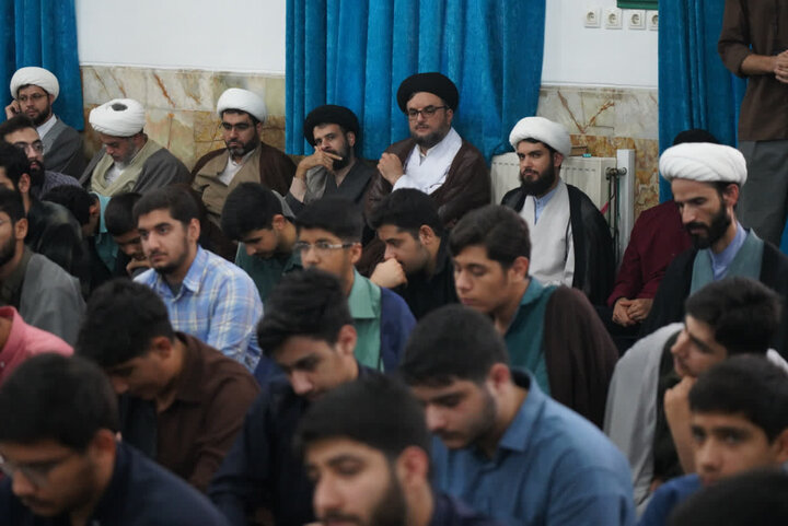 تصاویر/ آغاز سال تحصیلی مدرسه علمیه امام‌خمینی(ره) بوشهر