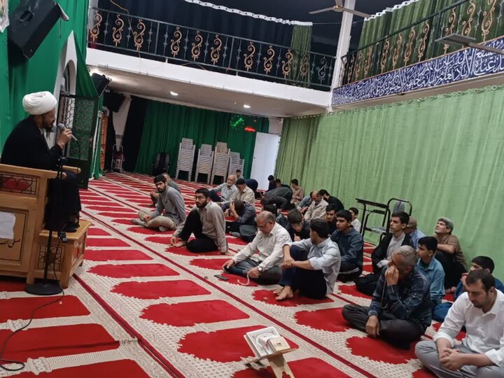تصاویر/اجرای برنامه های تهذیبی در مدرسه علمیه دلفان