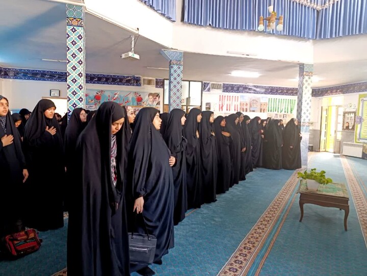 تصاویر| آغاز سال تحصیلی در مدرسه علمیه نرجس بیرجند