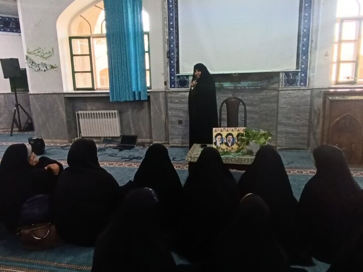 تصاویر| آغاز سال تحصیلی در مدرسه علمیه نرجس بیرجند