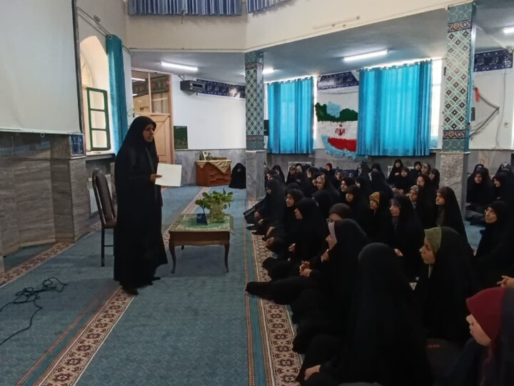 تصاویر| آغاز سال تحصیلی در مدرسه علمیه نرجس بیرجند