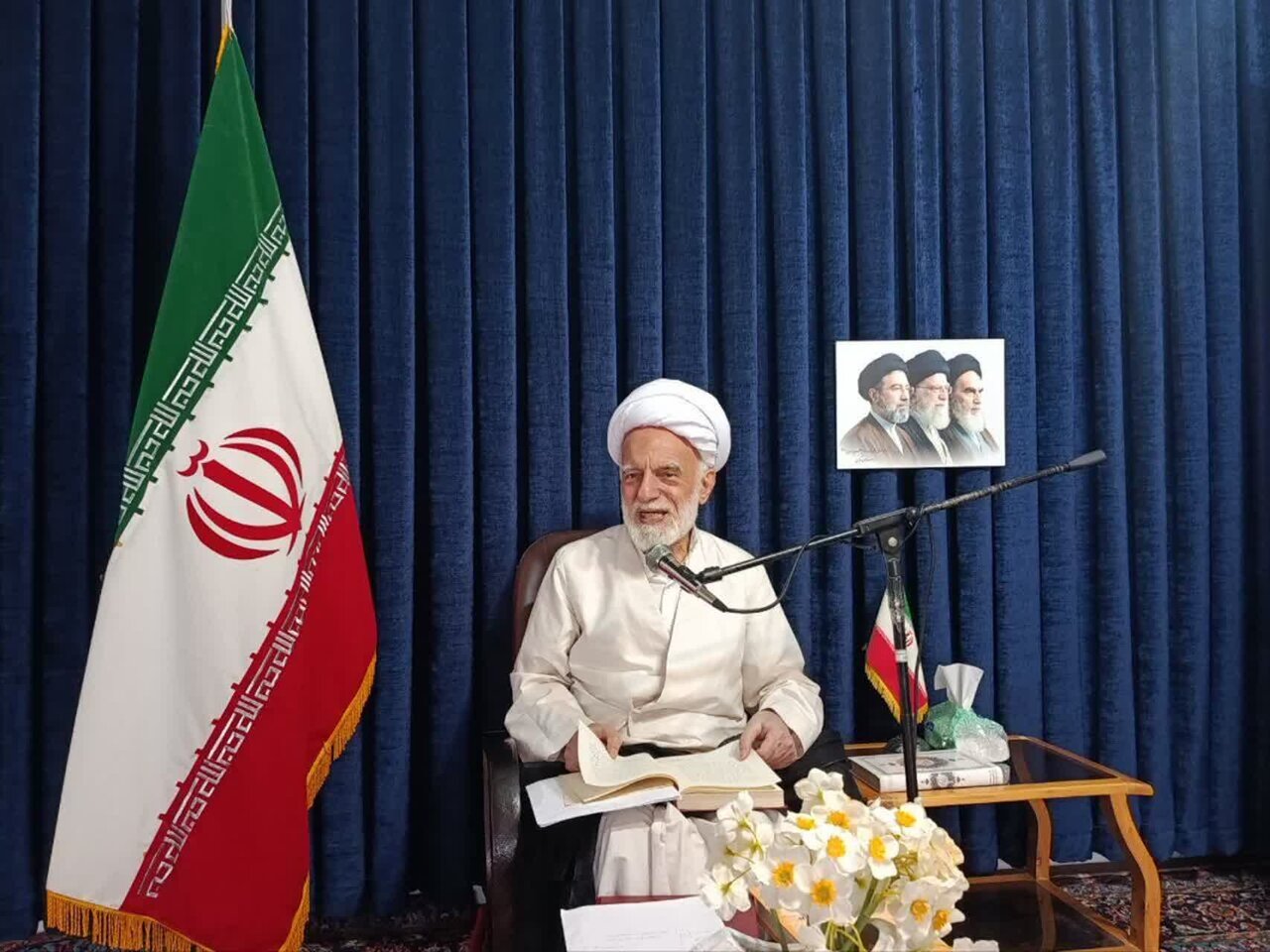 Taifa la Iran limesimama dhidi ya vitisho kwa subira, uangalifu na kumtegemea Mwenyezi Mungu