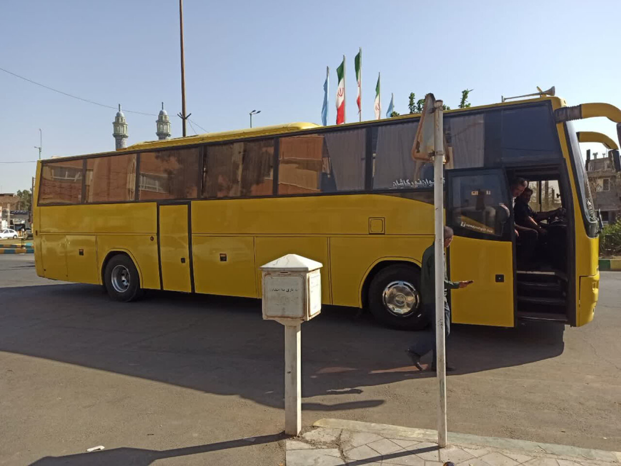 اردوی خانوادگی خادمان افتخاری ستاد نماز جمعه آران و بیدگل برگزار شد