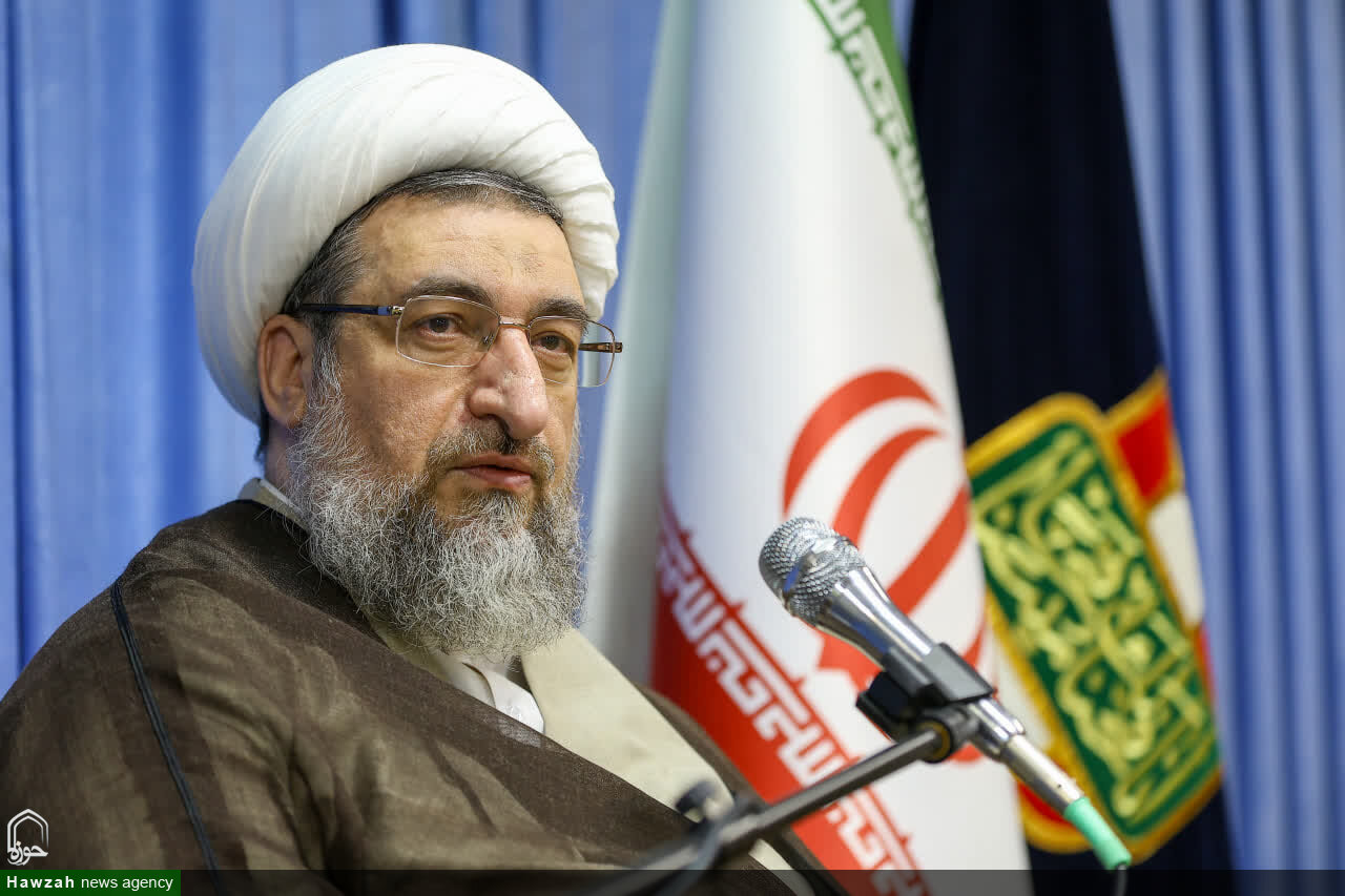 مدافعان کشور، مدافعان راستین عدالت و کرامت انسانی هستند مدافعان کشور، مدافعان راستین عدالت و کرامت انسانی هستند