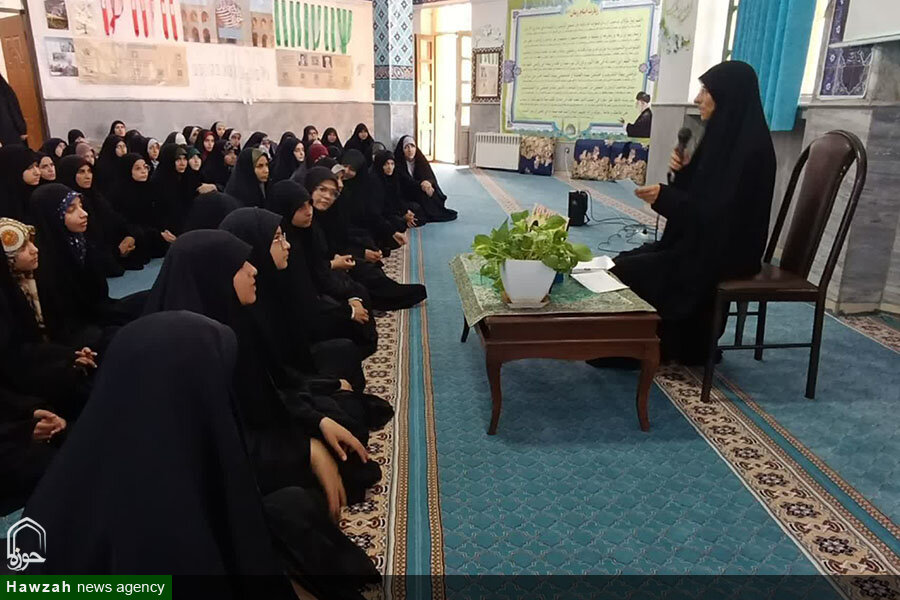 تصاویر/ آغاز سال تحصیلی در مدرسه علمیه نرجس بیرجند