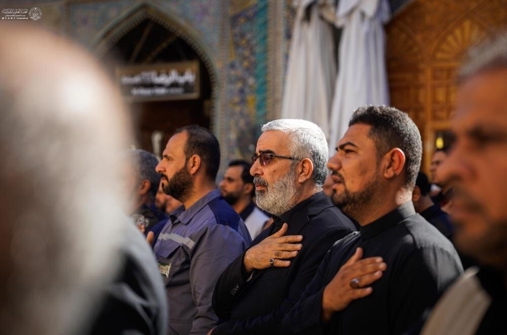 موكب العتبة العلويّة يُحيي ذكرى شهادة الزهراء (عليها السلام) بحسب الرواية الأولى