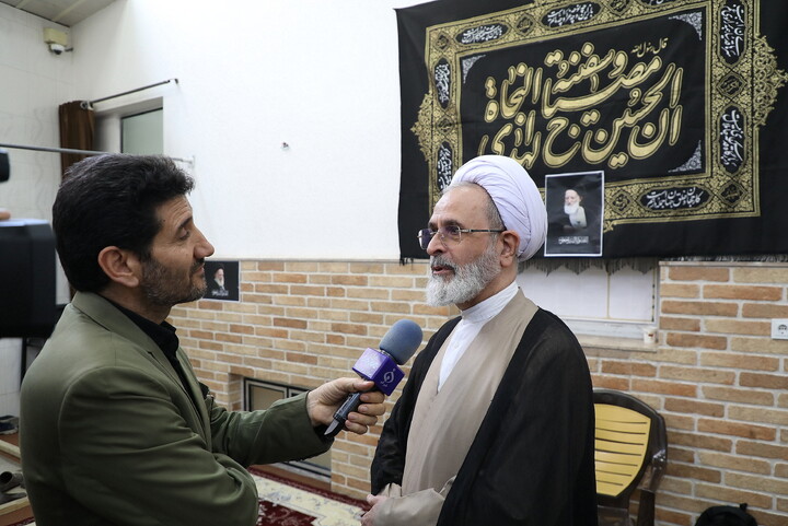حضور مراجع، علما و شخصیت های حوزوی در دفتر مرحوم آیت‌الله العظمی شبیری زنجانی برای عرض تسلیت