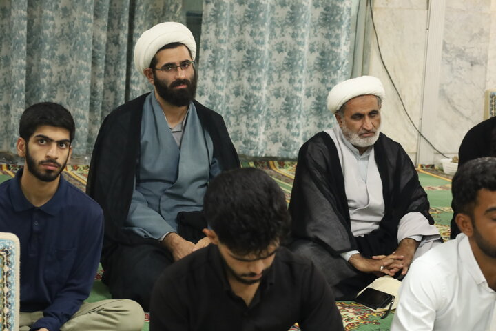 تصاویر/ مراسم ارتحال حضرت آیت الله العظمی شبیری زنجانی در مدرسه علمیه النبی ص بندرعباس