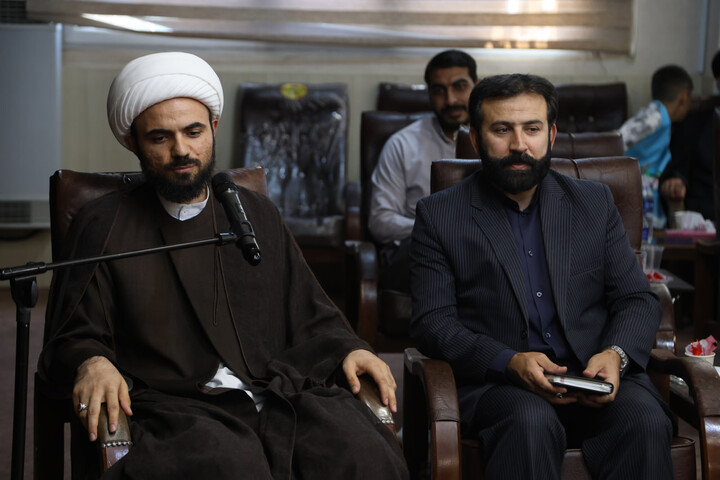 نشست روحانیون شاغل در آموزش و پرورش با امام جمعه همدان