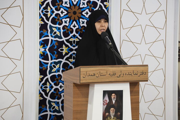 نشست روحانیون شاغل در آموزش و پرورش با امام جمعه همدان
