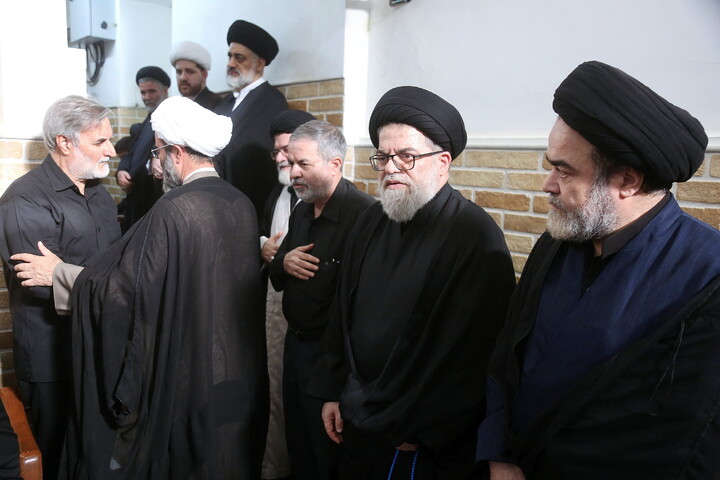 تصاویر/ مراسم وداع با پیکر مطهر حضرت آیت الله حاج سید موسی شبیری زنجانی(ره)