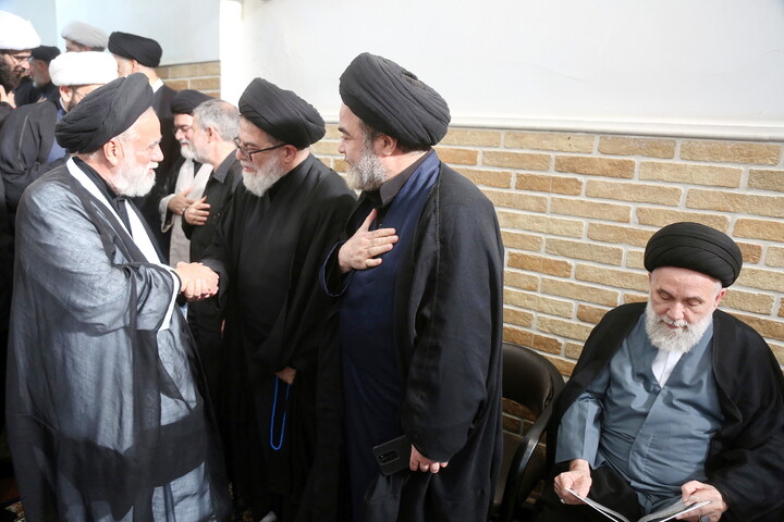 تصاویر/ مراسم وداع با پیکر مطهر حضرت آیت الله حاج سید موسی شبیری زنجانی(ره)