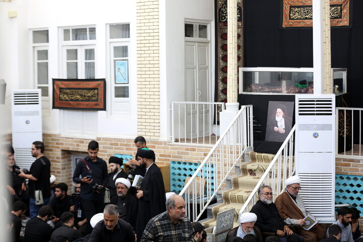 تصاویر/ مراسم وداع با پیکر مطهر حضرت آیت الله حاج سید موسی شبیری زنجانی(ره)