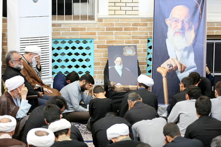 تصاویر/ مراسم وداع با پیکر مطهر حضرت آیت الله حاج سید موسی شبیری زنجانی(ره)