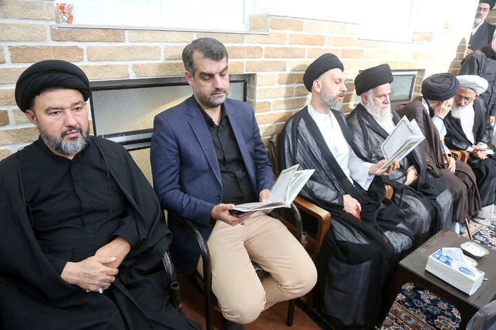 تصاویر/ مراسم وداع با پیکر مطهر حضرت آیت الله حاج سید موسی شبیری زنجانی(ره)