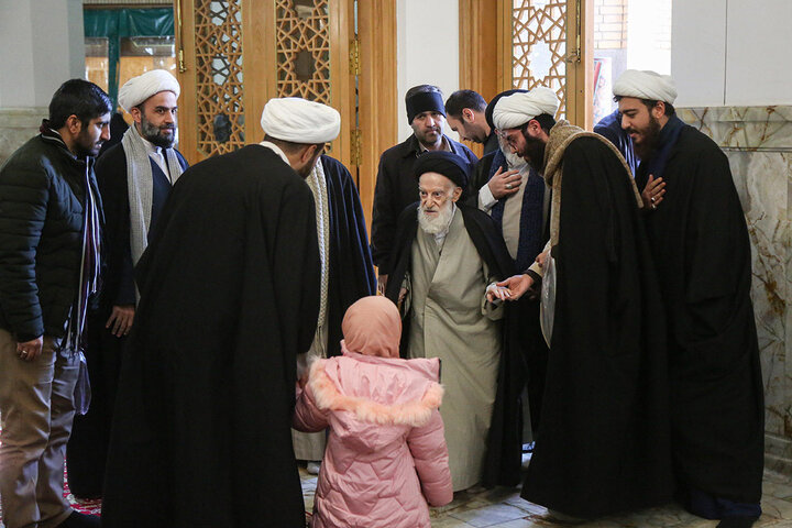 آخرین زیارت‌های آیت‌الله‌العظمی شبیری زنجانی در حرم حضرت معصومه(س)
