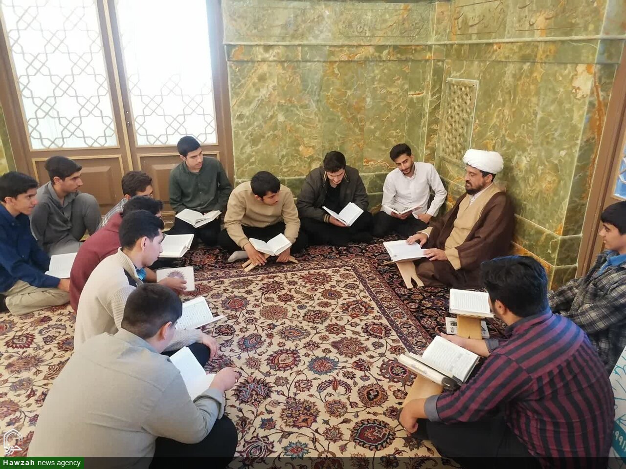 مدرسه علمیه تخصصی حفظ قرآن شهید طباطبایینژاد؛ یک مسیر ممتاز برای طلاب قرآنپژوه