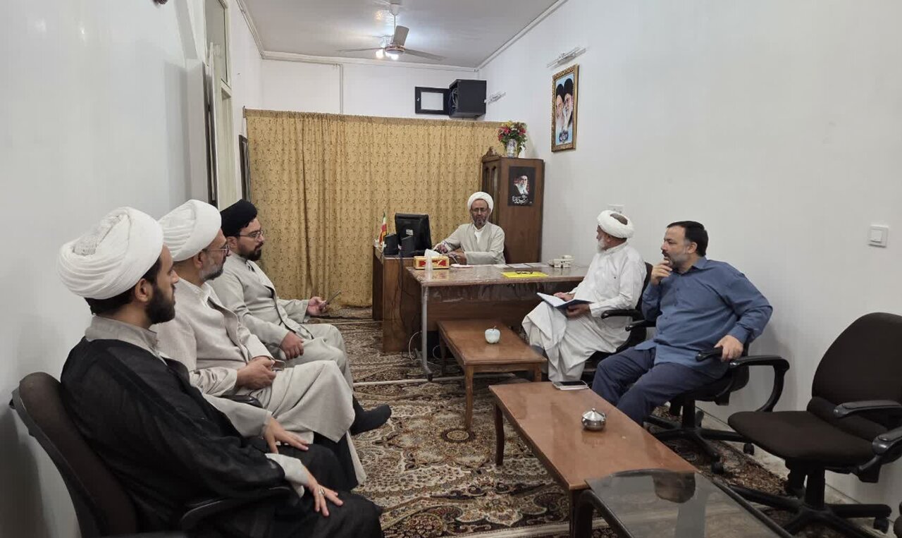 تاکید مدیر مدرسه علمیه آیت‌الله مدنی کاشانی بر ضرورت مستمر برگزاری دروس اخلاق
