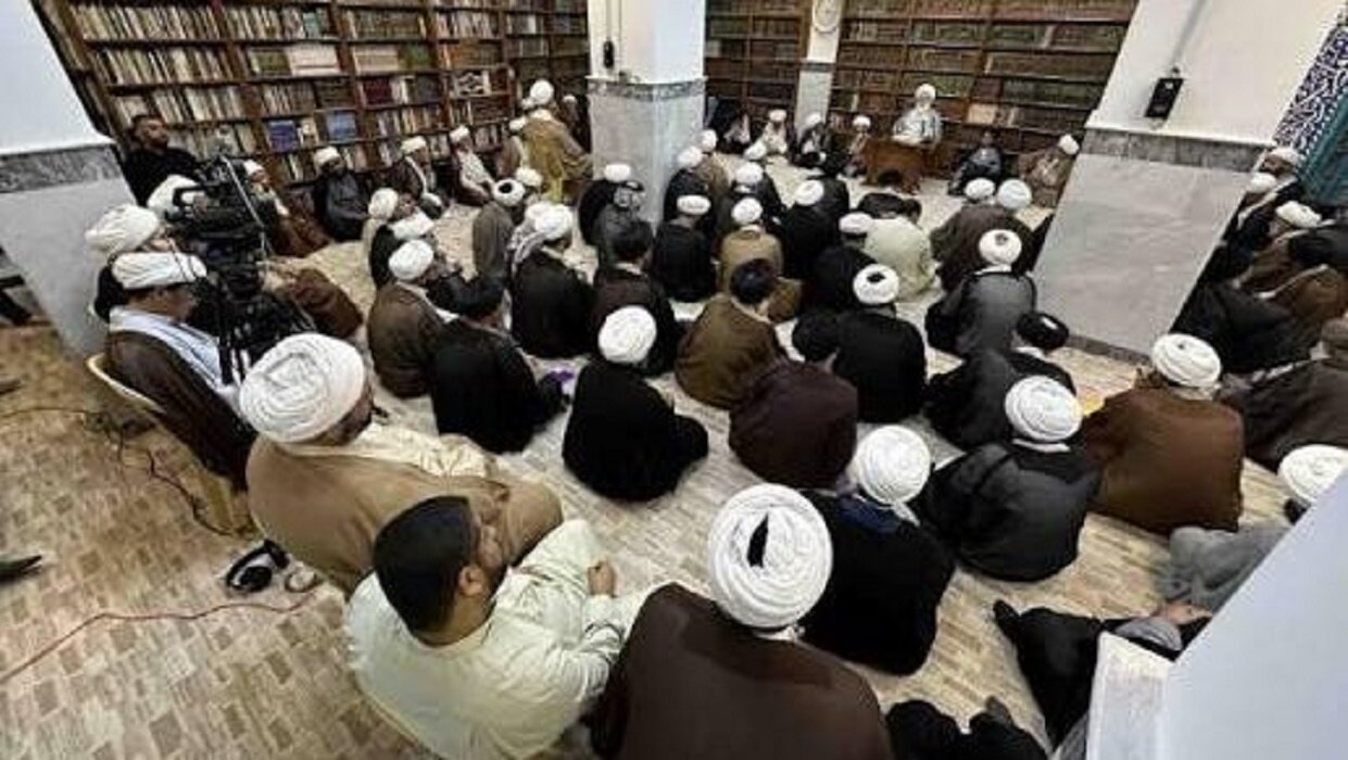 آیت الله یعقوبی در پی ارتحال آیت الله العظمی شبیری زنجانی، درس خارج را تعطیل کرد