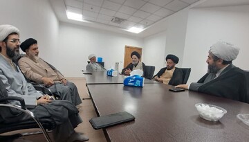 بازدید هیئت رئیسه مجمع نمایندگان طلاب و فضلای حوزه از مدرس امام شهید