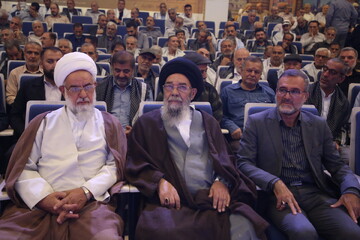 تصاویر/ هفتمین آیین ملی تجلیل و تکریم پیشکسوتان دفاع، جهاد و مقاومت در اصفهان