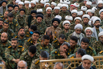 آغاز برنامه‌های هفته دفاع مقدس در دیار کریمه اهل بیت(س) / خون‌ شهدا فرمان آماده‌باش و جهاد علیه استکبار است