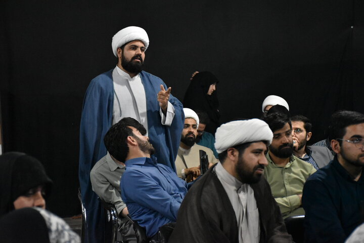 نشست فعالان رسانه و فضای مجازی با محوریت جهاد تبیین و مقابله با جنگ روانی دشمن برگزار شد