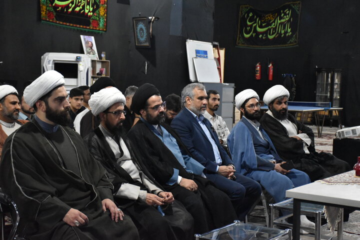 نشست فعالان رسانه و فضای مجازی با محوریت جهاد تبیین و مقابله با جنگ روانی دشمن برگزار شد