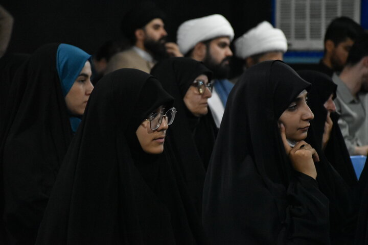 نشست فعالان رسانه و فضای مجازی با محوریت جهاد تبیین و مقابله با جنگ روانی دشمن برگزار شد