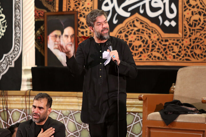 عزاداری پرشور نسل جوان در شب رحلت حضرت معصومه(س)