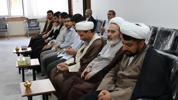 تصاویر/ آیین افتتاحیه سال جدید تحصیلی در مدرسه علمیه صالحب الزما(عج) مرند