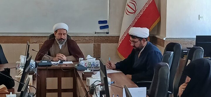 تصاویر / جلسه هیئت اندیشه ورز بسیج طلاب خواهران استان آذربایجان شرقی