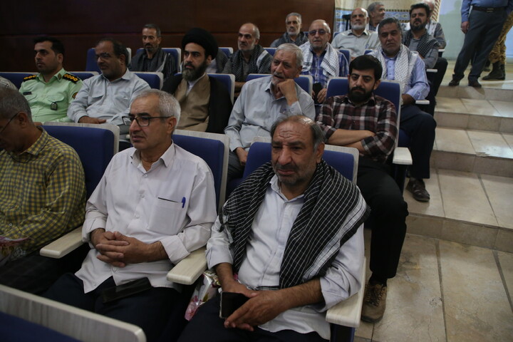 تصاویر/ هفتمین آیین ملی تجلیل و تکریم پیشکسوتان دفاع ، جهاد و مقاومت در اصفهان