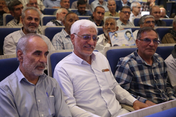 تصاویر/ هفتمین آیین ملی تجلیل و تکریم پیشکسوتان دفاع ، جهاد و مقاومت در اصفهان