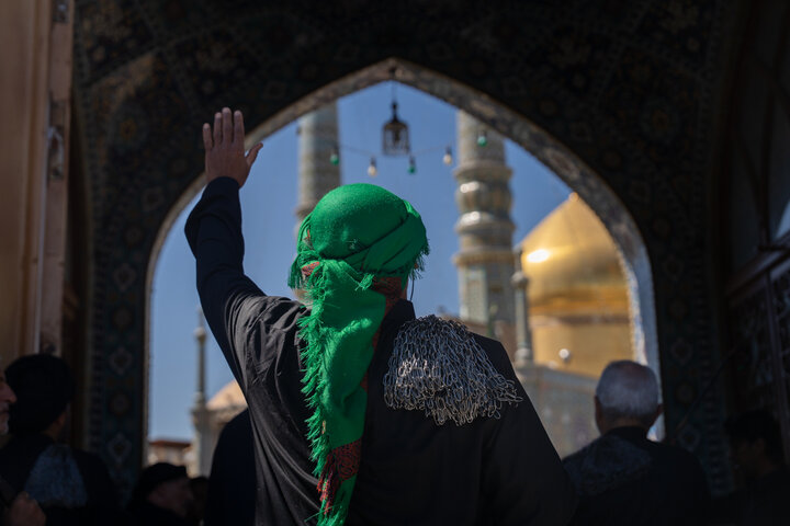 عزاداری هیئات مذهبی در سوگ رحلت حضرت فاطمه معصومه (س) در حرم مطهر