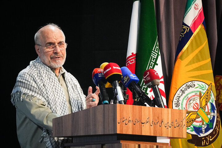 تصاویر/ آیین ملی تکریم پیشکسوتان جهاد و مقاومت