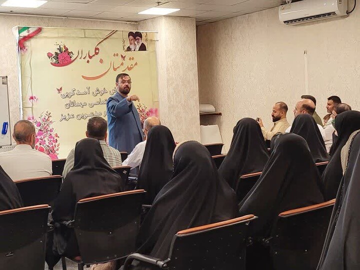 تصاویر/  برگزاری برنامه مصباح هدایت در مجتمع مفتاح حوزه علمیه