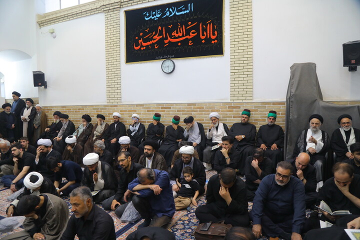 تصاویر / حضور علما و طلاب در بیت مرحوم آیت الله العظمی شبیری زنجانی