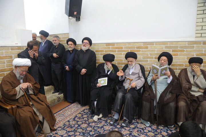 تصاویر / حضور علما و طلاب در بیت مرحوم آیت الله العظمی شبیری زنجانی