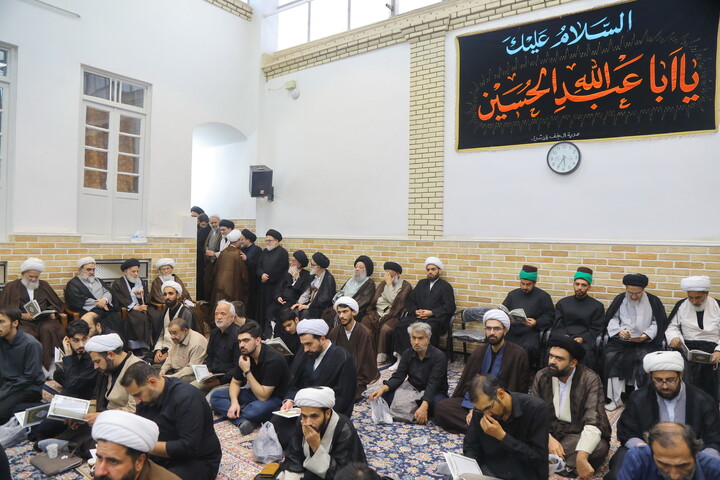 تصاویر / حضور علما و طلاب در بیت مرحوم آیت الله العظمی شبیری زنجانی