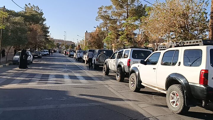 تصاویر/ رزمایش 5هزار نفری جان‌فدایان ایران در آران و بیدگل