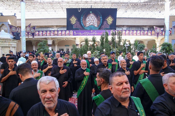 سوگواری مواکب‌داران عراقی در آستان کریمه اهل‌بیت(س)