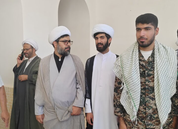 تصاویر/ مدیران و اساتید مدارس علمیه آران و بیدگل در همایش جانفدای ایران