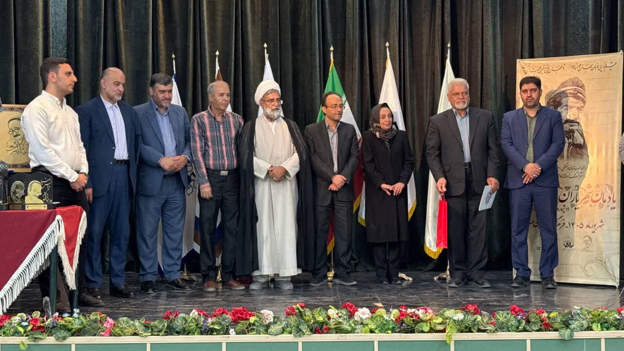 «یادمان شهریاران ادب فارسی» در فرهنگ‌سرای مهر به اجرا درآمد