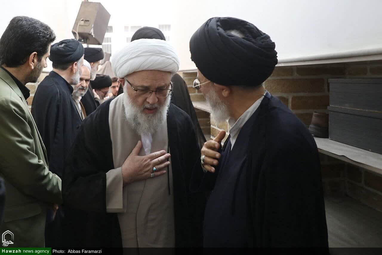 Ayatullah Al-Udhma Wahid Khorasani Atoa Salamu za Rambirambi Kufuatia Kifo cha Ayatullah Al-Udhma Shubairi Zanjani