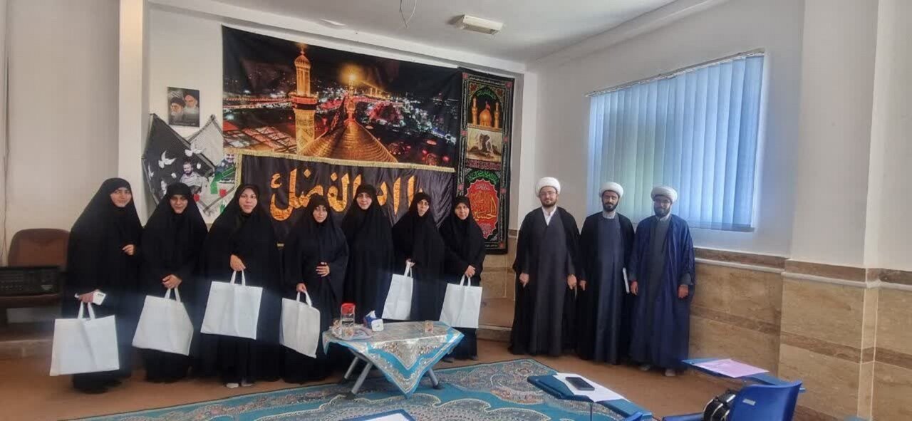 نشست تخصصی رابطین طرح مدارس امین استان بوشهر برگزار شد