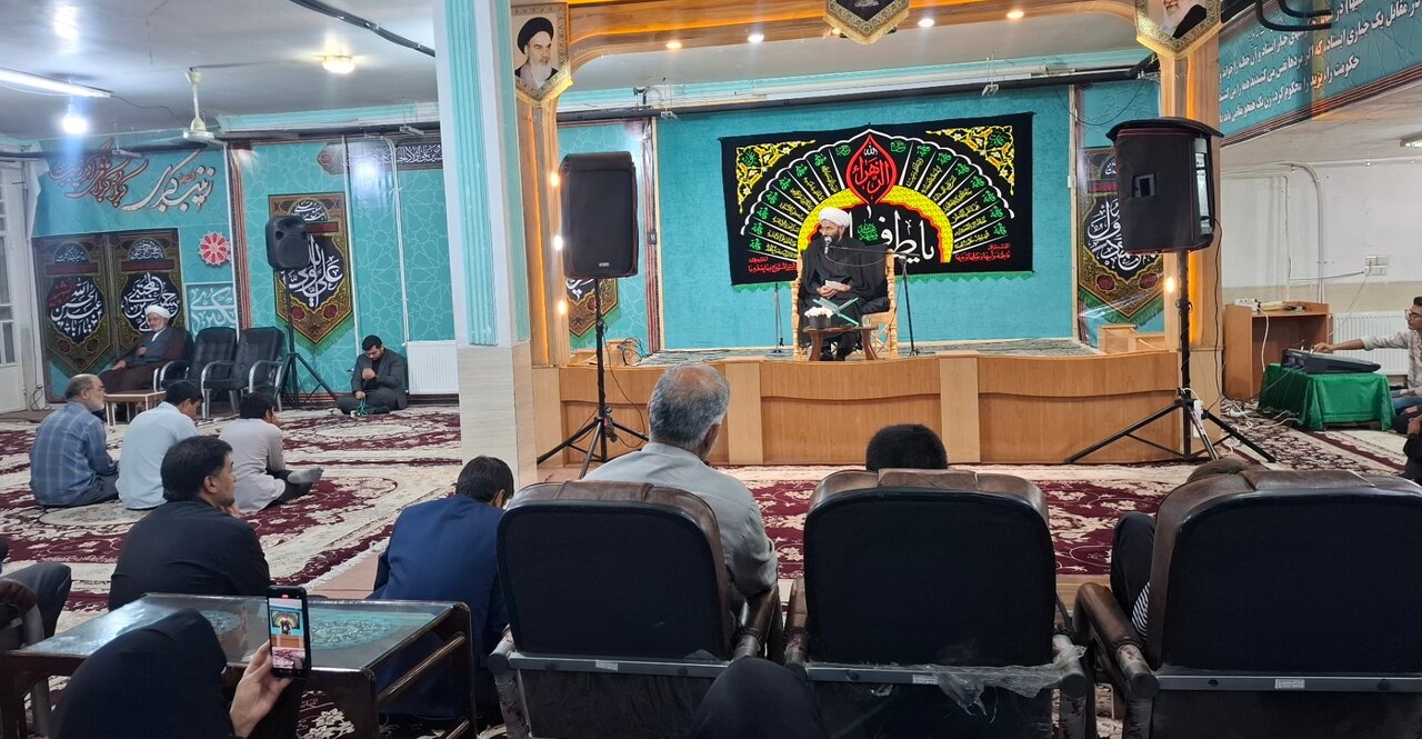 برگزاری مراسم بزرگداشت بانوی فرهیخته علمی، فرهنگی و حوزوی مرحومه فاطمه غفارنیا